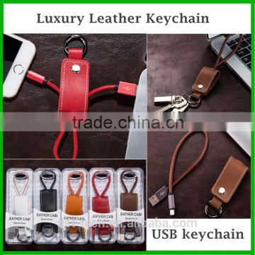 Luxury man genuine leather D ring 2 in 1 keychain with data cable