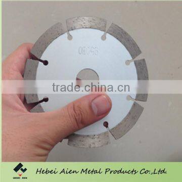 Sintered segment Sintered segment diamond saw blade