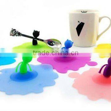 silicone coffee cup lid with cute kid handgrip