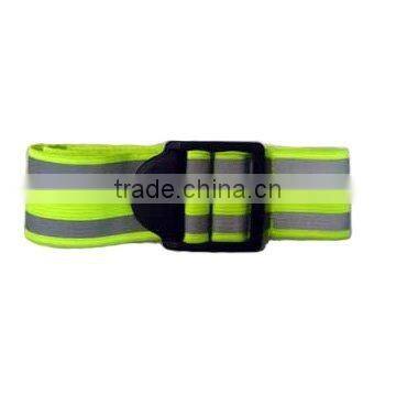 Reflective soft armband