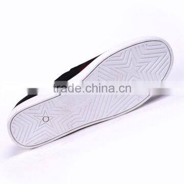 Hot Selling Lastest Comfortable Slip-on Mesh Men Shoes Casual Sneakers photo-5