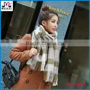 Classical design women's fashion acrylic loop yarn tartan scarf