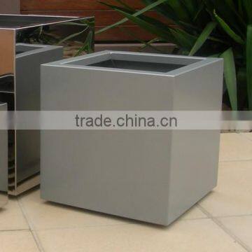 Audemar Cubic Decorative 2mm Thick Metal Planter With Powder Coating