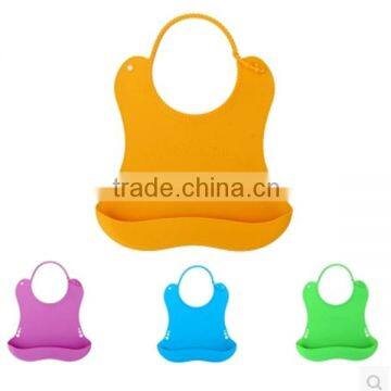 alibaba supplier hot waterproof FDA silicone baby bibs