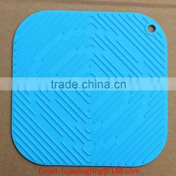 FDA and LFGB Food Grade Silicone Table Mat photo-5