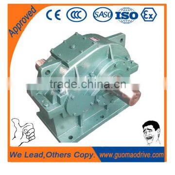 Helical cylindrical gear reducer