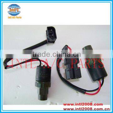 A/C Safety Pressure Sensor/Transducer for BMW 325i 325 318 318is 318is E30 M3 M42 1989>1993 64531386813 64538390971