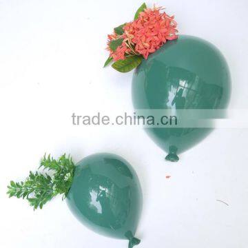 samll flower vase hang on the wall