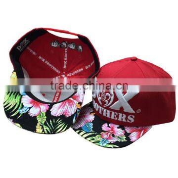 Fashion custom cotton material snapback caps with raised logo embroidery