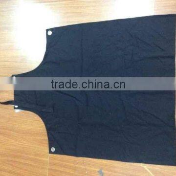 Black Big Apron With Grommet and Pocket photo-3