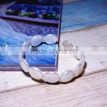 13-14mm White Coin Shape Freshwater Pearl Bracelet photo-4