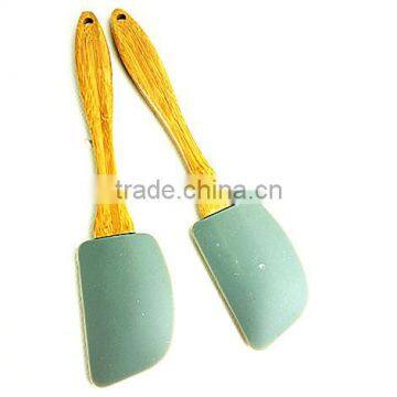 12083 Silicone Spatular Scraper Silicone Cream Spatular With Wooden Handle
