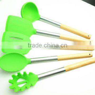 33058 Silicone Kitchen Cooking Utensils With Wooden Handle photo-3