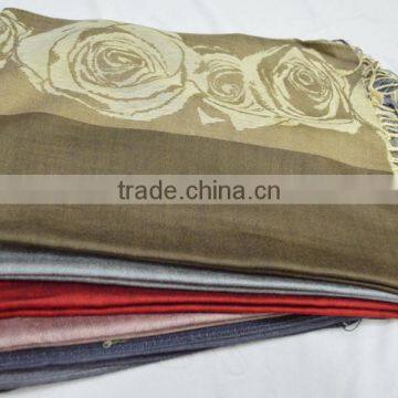 Fashion large popular romantic rose 100%viscose soft lady shawl