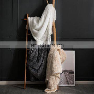 Premium Quality Super Soft Fluffy Natural Fibers Durable PV Fleece Blanket For Winter