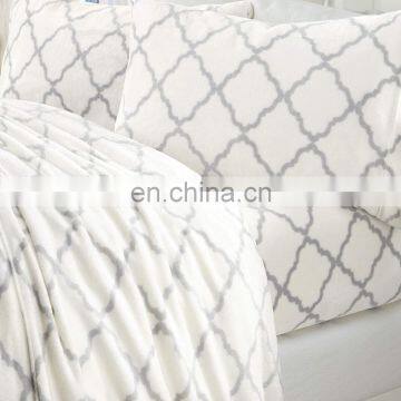 Micro Fleece Extra Soft Cozy Velvet Plush Sheet Set. Deluxe Bed Sheets With Deep Pockets photo-2