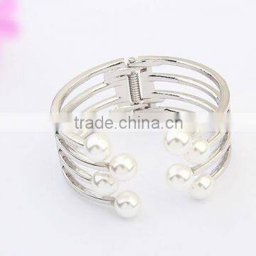Wholesales Bracelet Opening Wide Wire Pearls Cuff Bangle Bracelet Exaggerate Pearl Jewelry photo-4