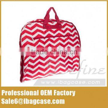 China OEM And ODM Garment Bag With Pockets Hot