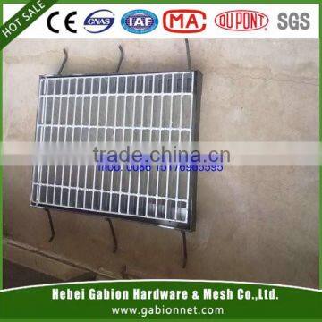 Hot dipped galvanized grating for drain trench cover