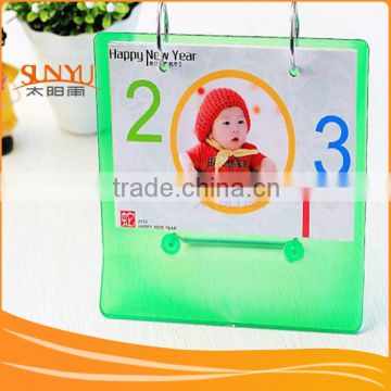 fashinable deign acrylic calender stand