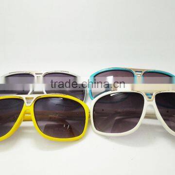 Promotional cheap colored plastic and metal sunglasses motorcycle sunglasses
