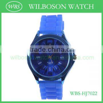 Colorful fashion design silicone women watches