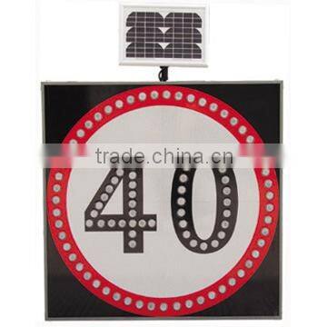 S-1813 Solar Traffic Sign