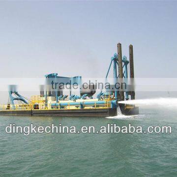 major dredger for water