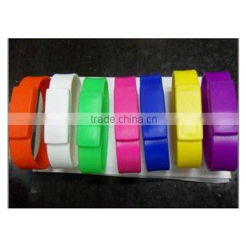 colorful hot selling usb bracelet silicone waterproof