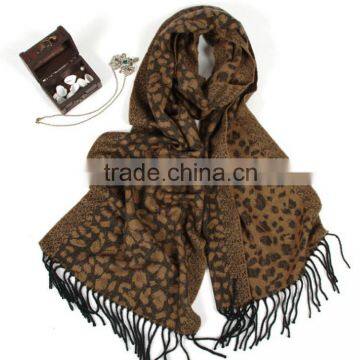 brand wholesale pashmina leopard scarf with tassel