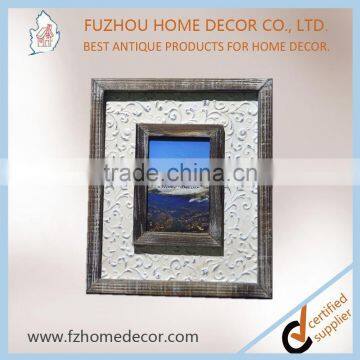 Promotional 4x6" Distressed Wooden Photo Frame With Metal Pattern Decor for Home Use photo-2