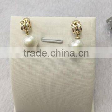 14k gold stud 7.5-8 mm white akoya pearl earrings