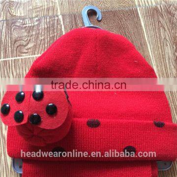Hot Sell Fashion Embroidery Knitted Hat Suit With Scarf And Gloves