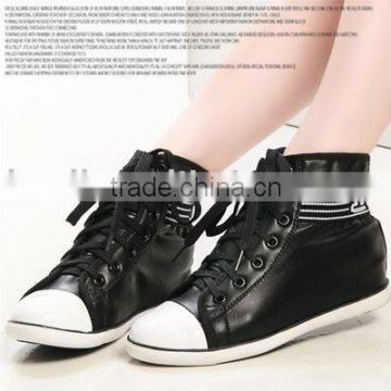 Ladies Sports Shoes