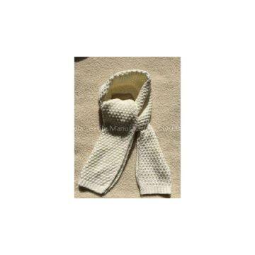 Long Women’s Bulky Extra Knit Scarf