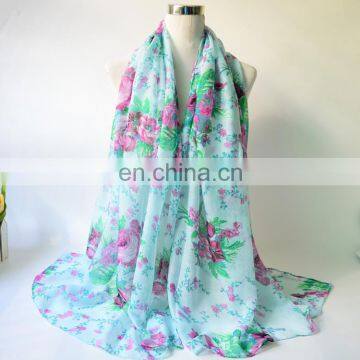 2017 New arriverl flower yarn dyed scarf