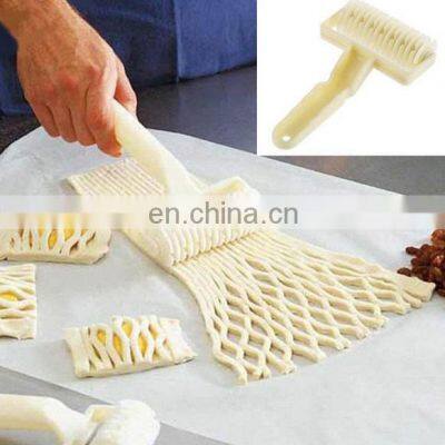 Custom Label Plastic Multifunction Needle Wheel Pastry Lattice Roller Cutter Pizza Puncher photo-4