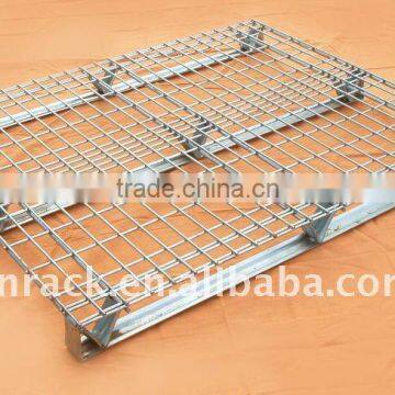 Nestable wire pallet