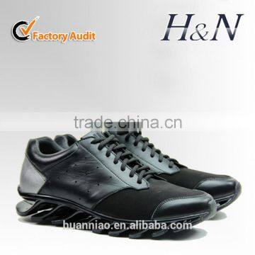 New Men fashionable sports shoes