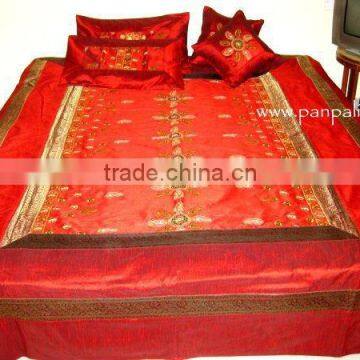 Amazing Trendy Designer bedspreads set,silk bedding