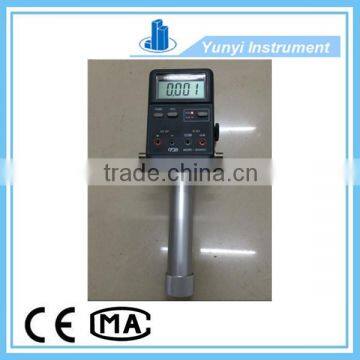 Precision digital pressure manometer