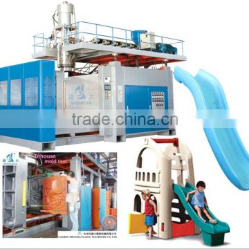 blowing machine makes huge toy