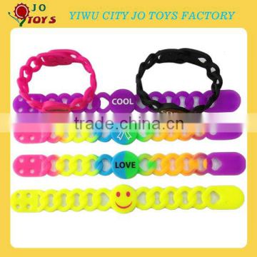 2013 hot selling silicone wristbands