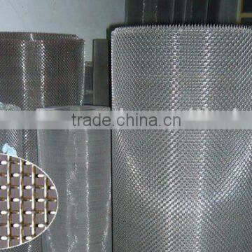 Crimped wire mesh