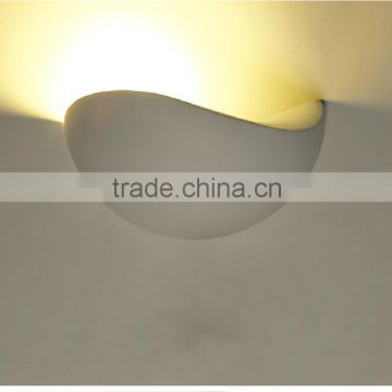 Hot Selling Contemporary LED Wall Lamps 5W White Color Indoor Wall Light