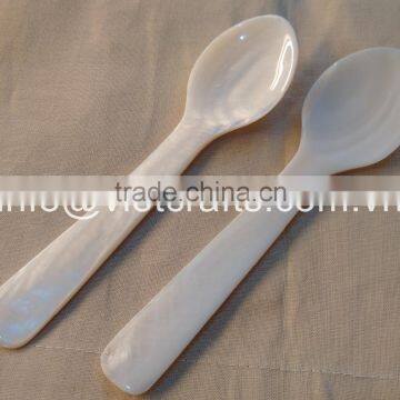 Mother of pearl caviar spoon