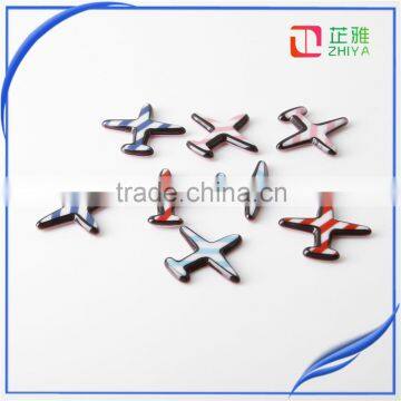 2016 Popular New designs acrylic airplane bulk brooch