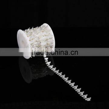 New Design Hot Selling Leaf Shape Acrystal Plastic Pearl Chain for Wedding Veil Decoration