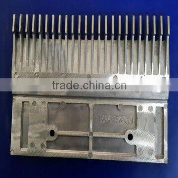 Escalator Comb Plate GAA453BM5, Aluminum, 206x139.2mm, 24T, 5 Grooves