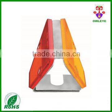 High Visibility Guardrail Reflector in Guangzhou / Trapezoid Delineator